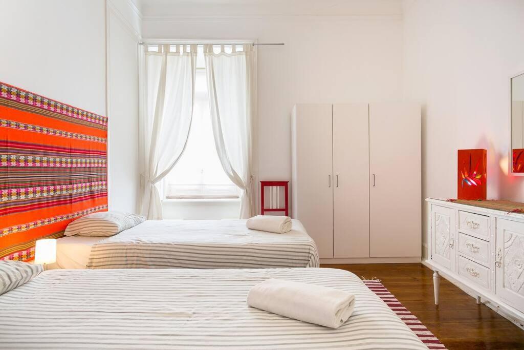 Principe Real Orange Tree W/ View 3 Bedrooms Flat! 리스본 외부 사진